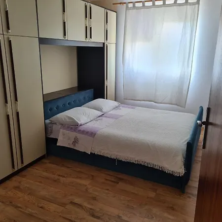 Stosa Apartment